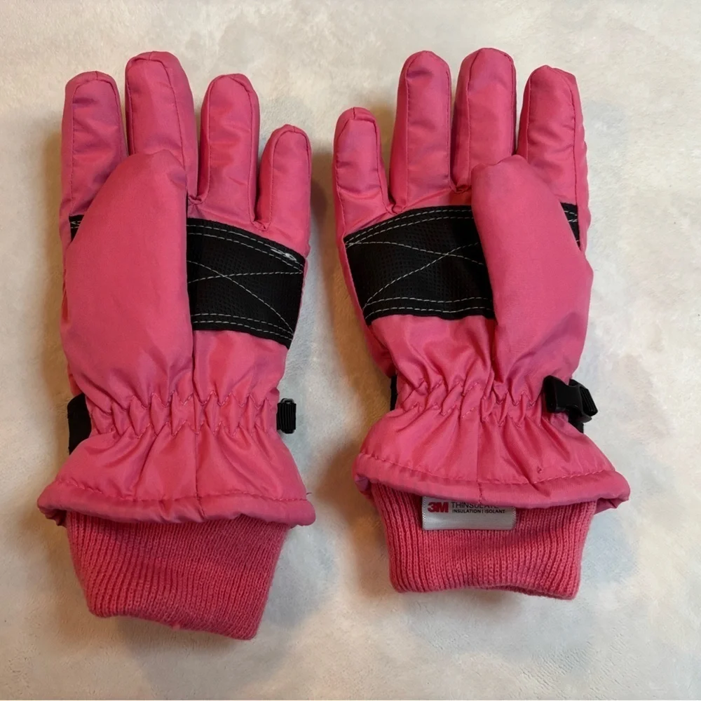 NWOT 3M Thinsulate Mittens Kids Pink and Gray Size M/L